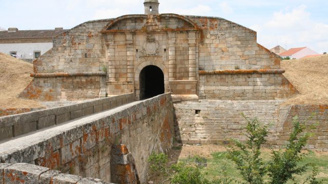 Portas Duplas de Santo António em Almeida