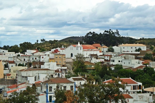 Cachopo é uma aldeia de Tavira situada no coração da serra do Caldeirão, a 40 quilómetros da sede do concelho