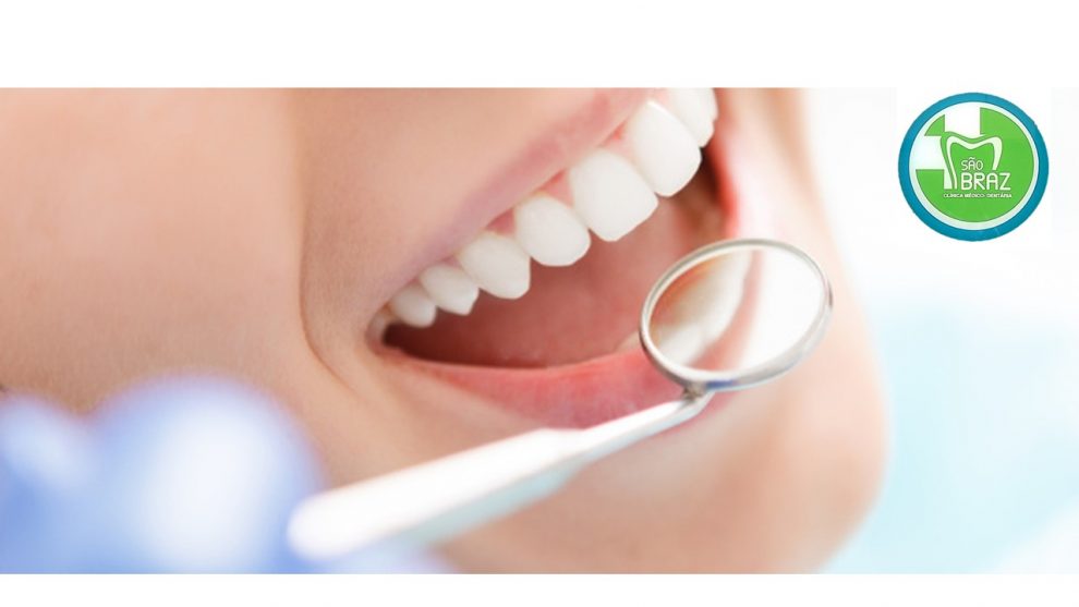Sorriso, boca aberta, dentes. Clínica Médico-Dentária São Bráz, em Sever do Vouga